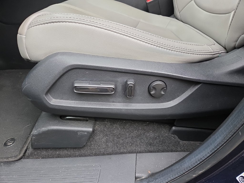 Used 2024 Honda Pilot Touring image 17