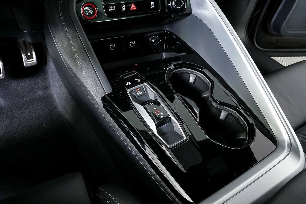 New 2025 Audi SQ5 Premium Plus AWD/4WD image 18