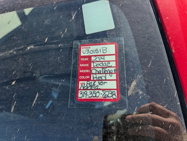 Used 2014 Dodge Challenger SXT image 23