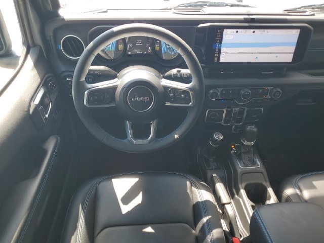 Used 2024 Jeep Wrangler High Altitude AWD/4WD image 27