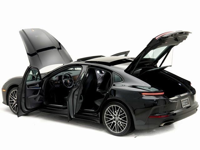 Certified 2025 Porsche Panamera 4 image 36