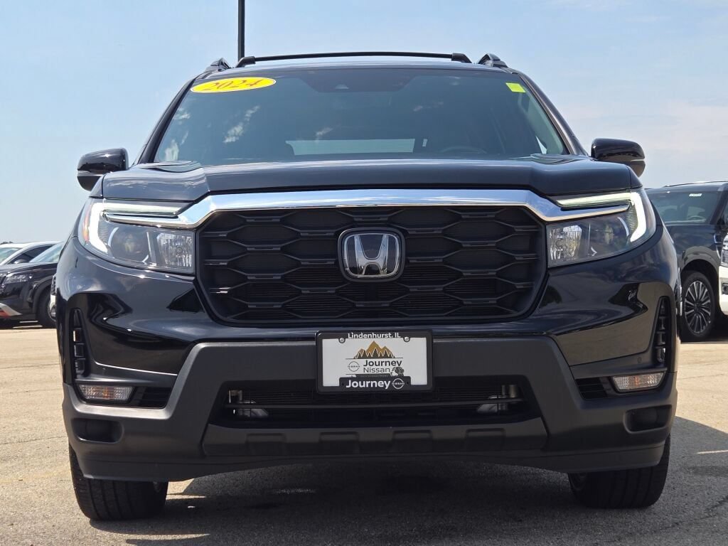 Used 2024 Honda Passport EX-L image 3