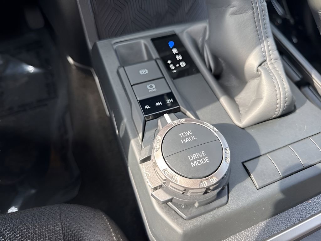 Used 2025 Toyota 4Runner SR5 image 21