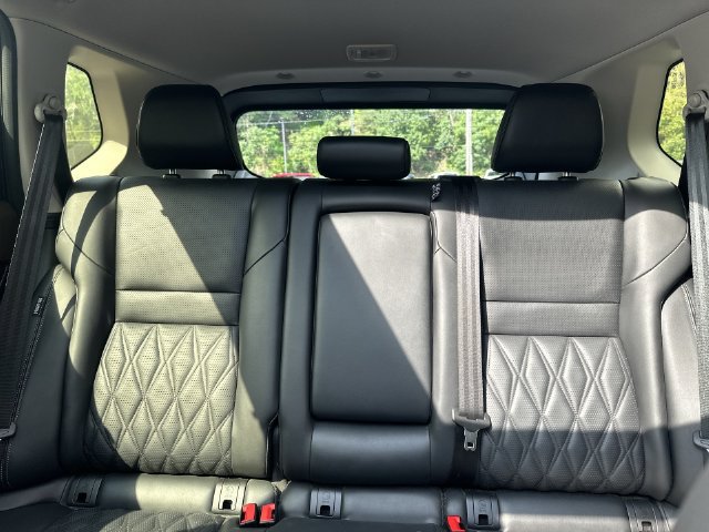 Used 2023 Nissan Rogue Platinum AWD/4WD image 29