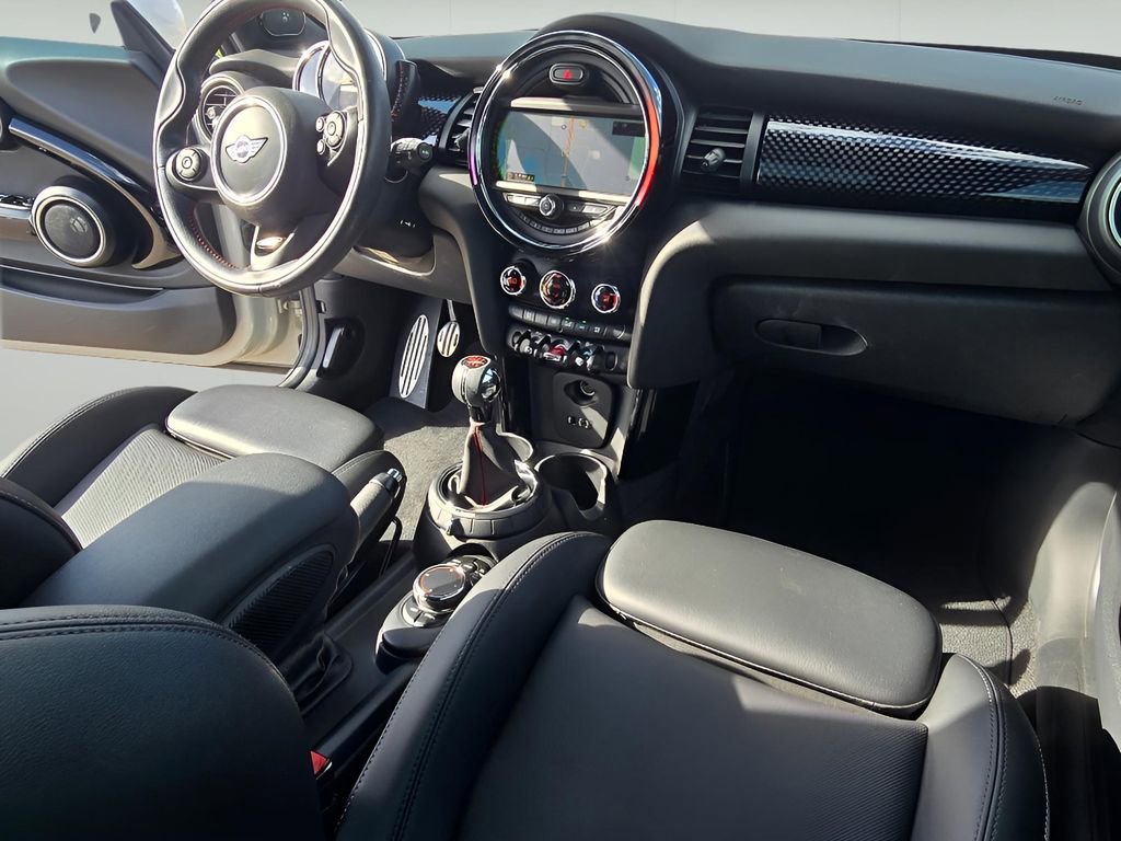 Used 2015 MINI Cooper S image 15