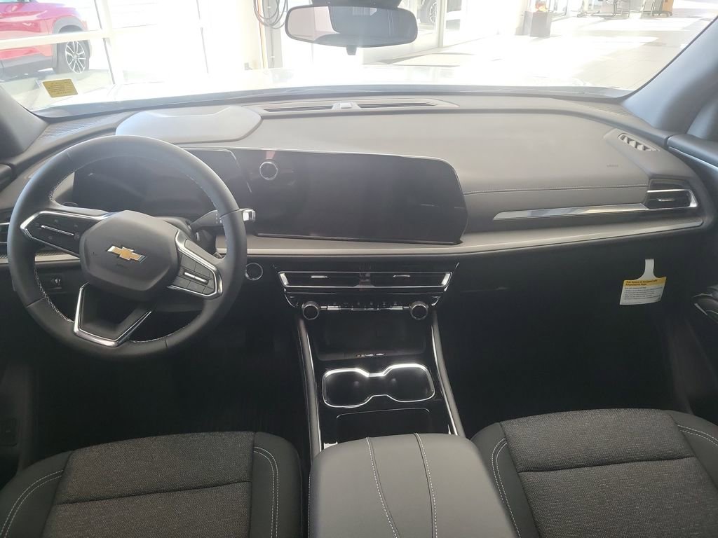 New 2026 Chevrolet Traverse LT w/ LPO, Floor Liner Package image 13