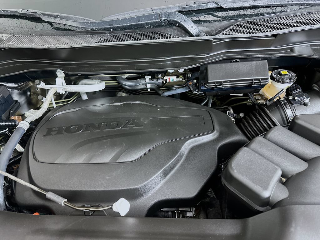 Certified 2024 Honda Passport Black Edition image 30