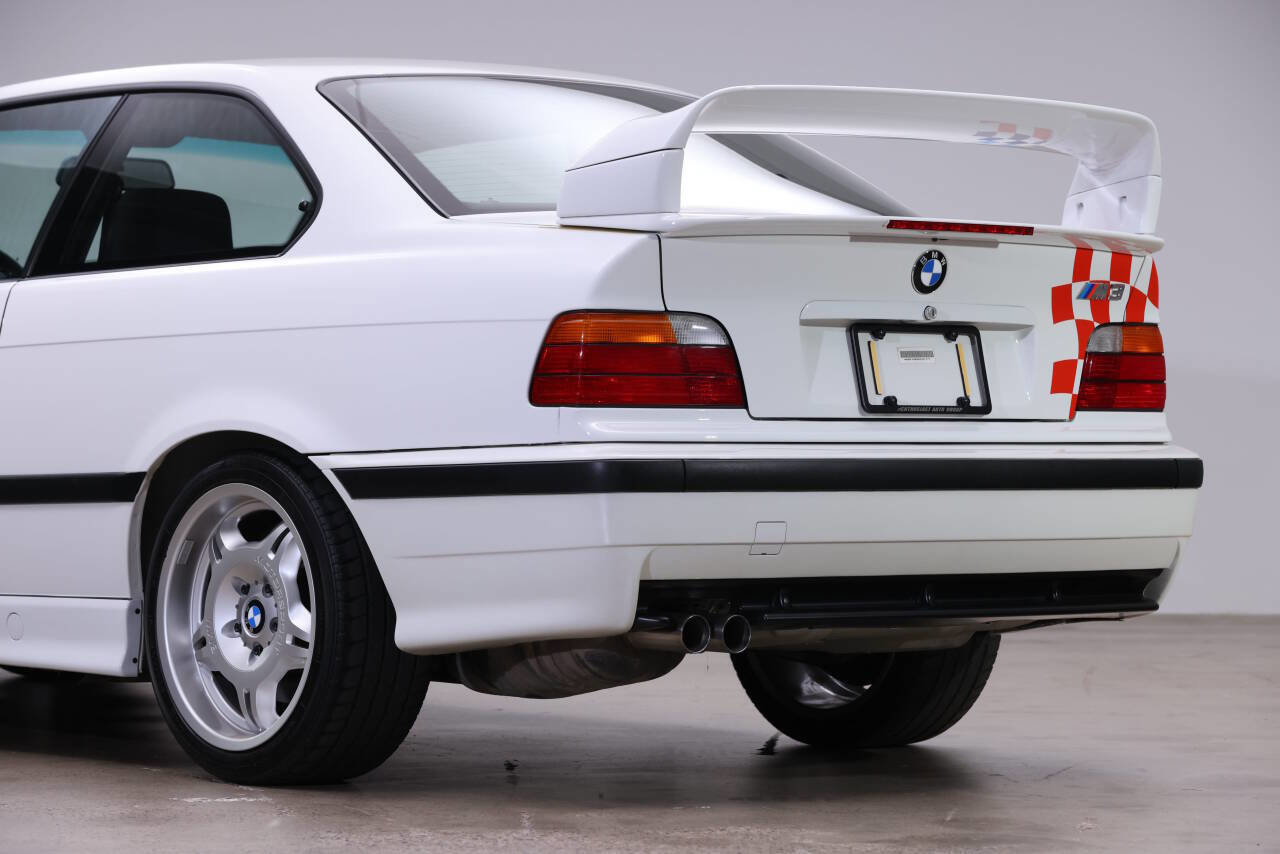 Used 1995 BMW M3 Coupe image 17