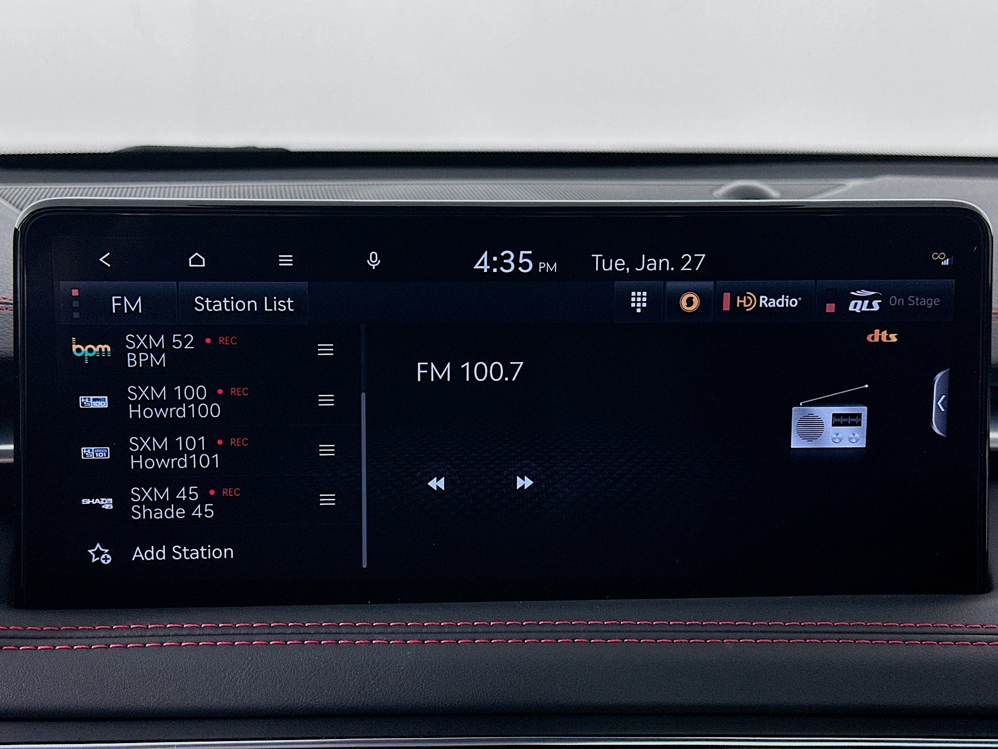 Used 2023 Genesis G70 2.0T w/ Sport Prestige Package image 21