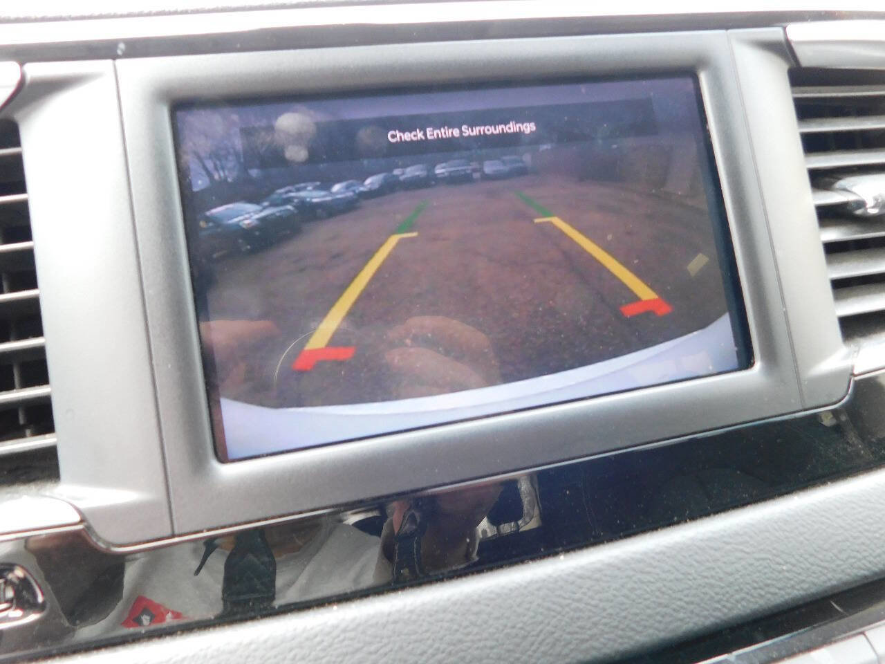 Used 2022 Chrysler Voyager LX image 36