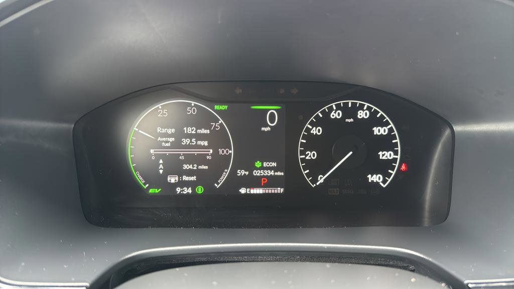 Used 2025 Honda CR-V Sport Touring image 18