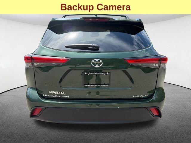 Used 2023 Toyota Highlander XLE AWD/4WD image 11