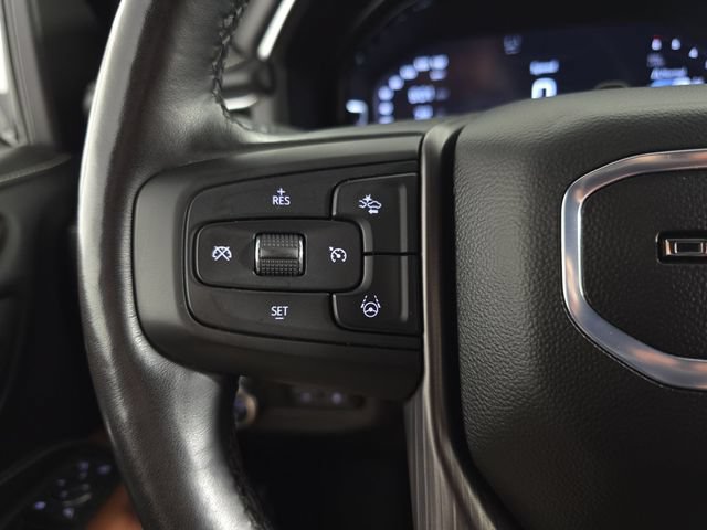 Used 2024 GMC Yukon Denali Ultimate AWD/4WD image 16