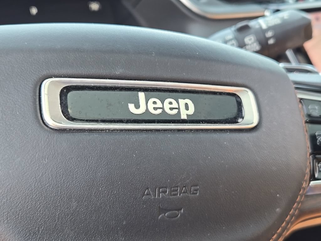 Certified 2023 Jeep Grand Cherokee Summit AWD/4WD image 29