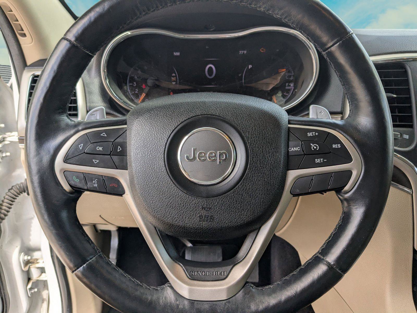 Used 2017 Jeep Grand Cherokee Limited RWD image 10