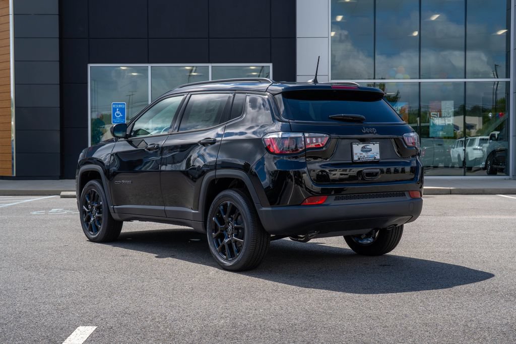New 2026 Jeep Compass Latitude AWD/4WD image 5