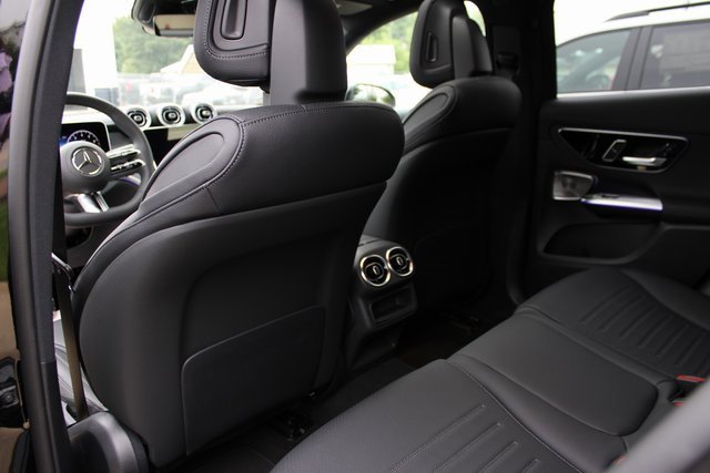New 2025 Mercedes-Benz GLC 300 4MATIC image 32