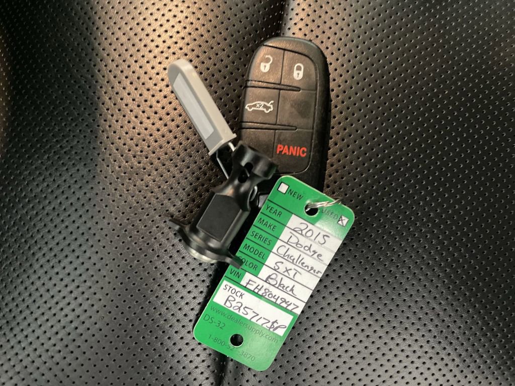 Used 2015 Dodge Challenger SXT Plus image 30