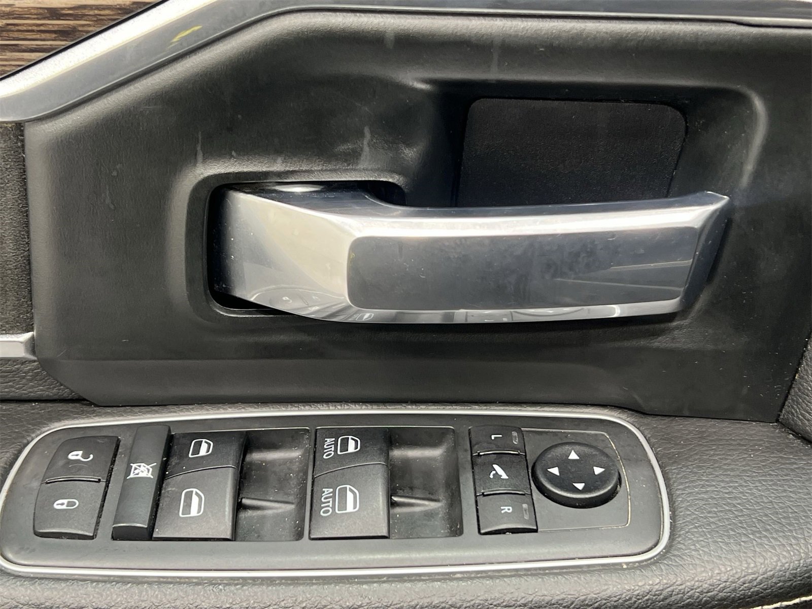 Used 2020 RAM 2500 Laramie image 13