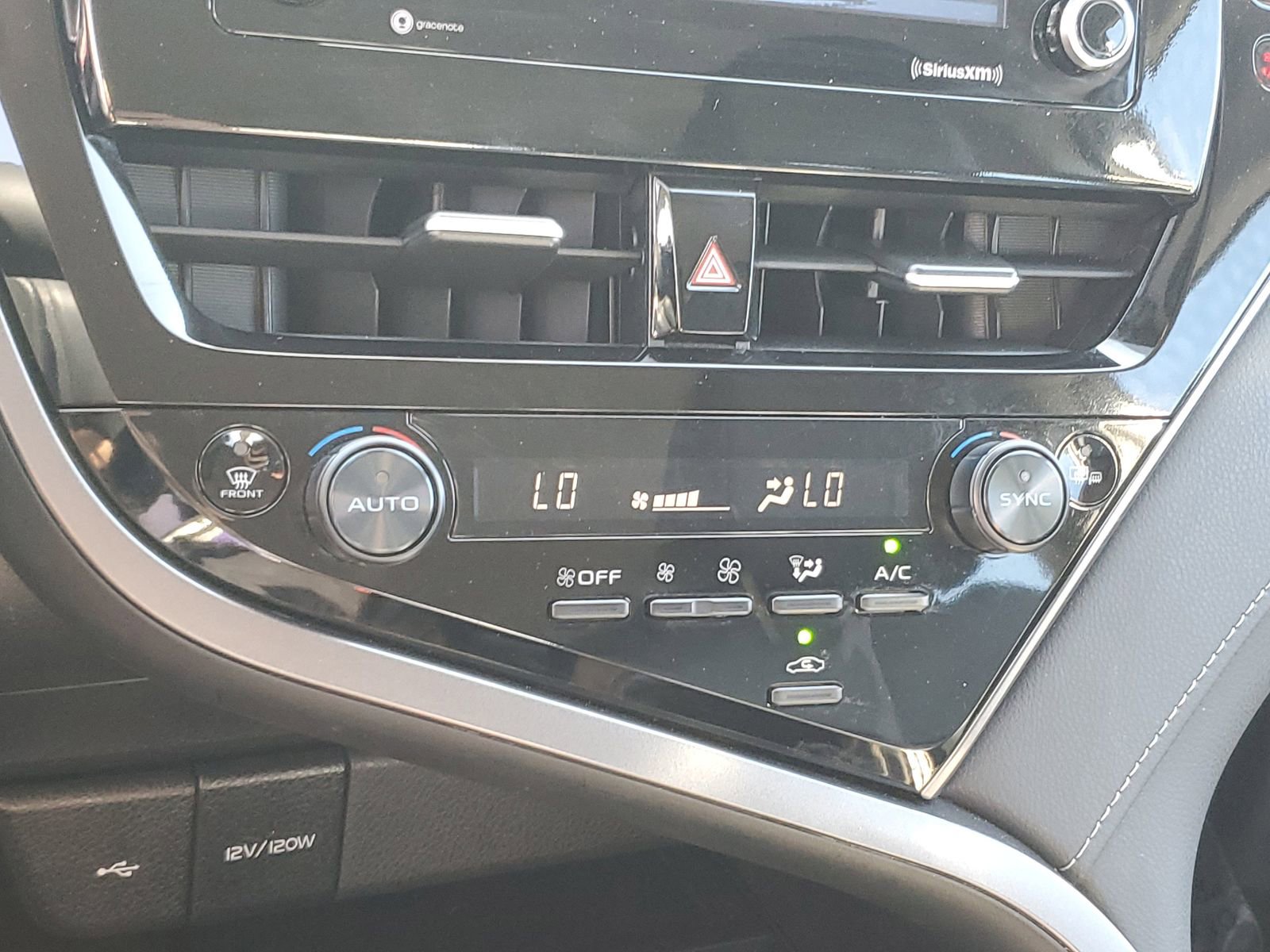 Certified 2024 Toyota Camry SE FWD image 27