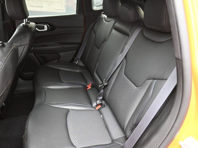 New 2026 Jeep Compass Latitude image 17