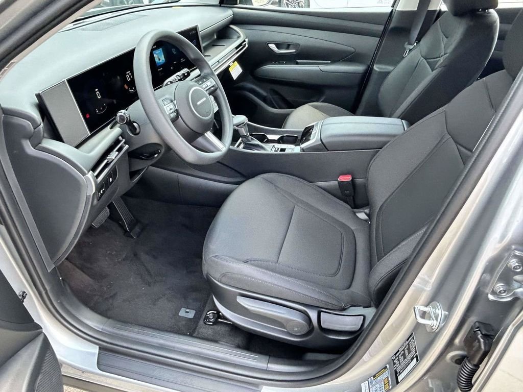 New 2026 Hyundai Tucson SE FWD image 13
