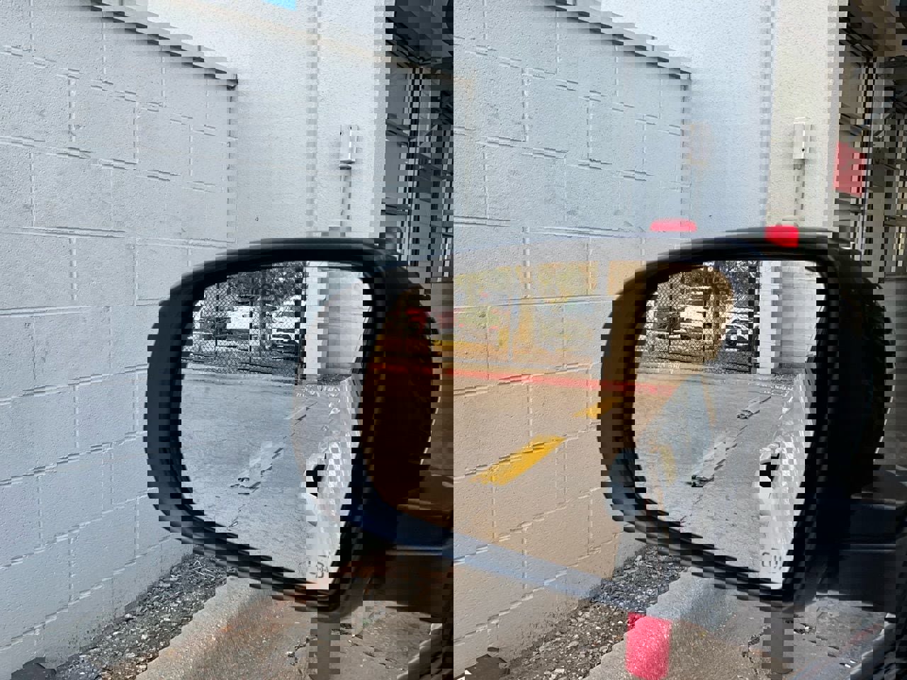 Used 2025 Jeep Compass Trailhawk image 18