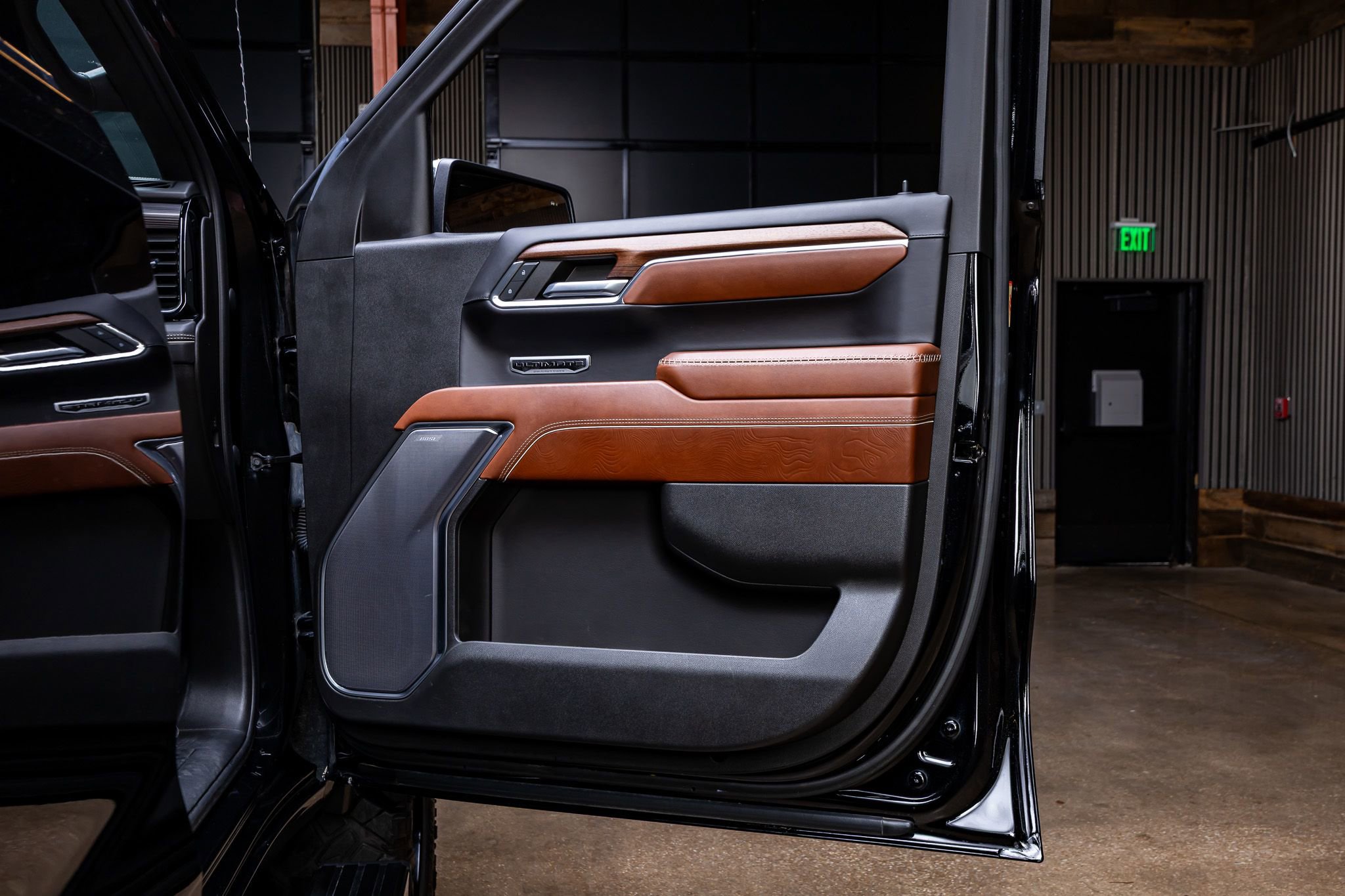 Used 2023 GMC Sierra 1500 Denali Ultimate image 36