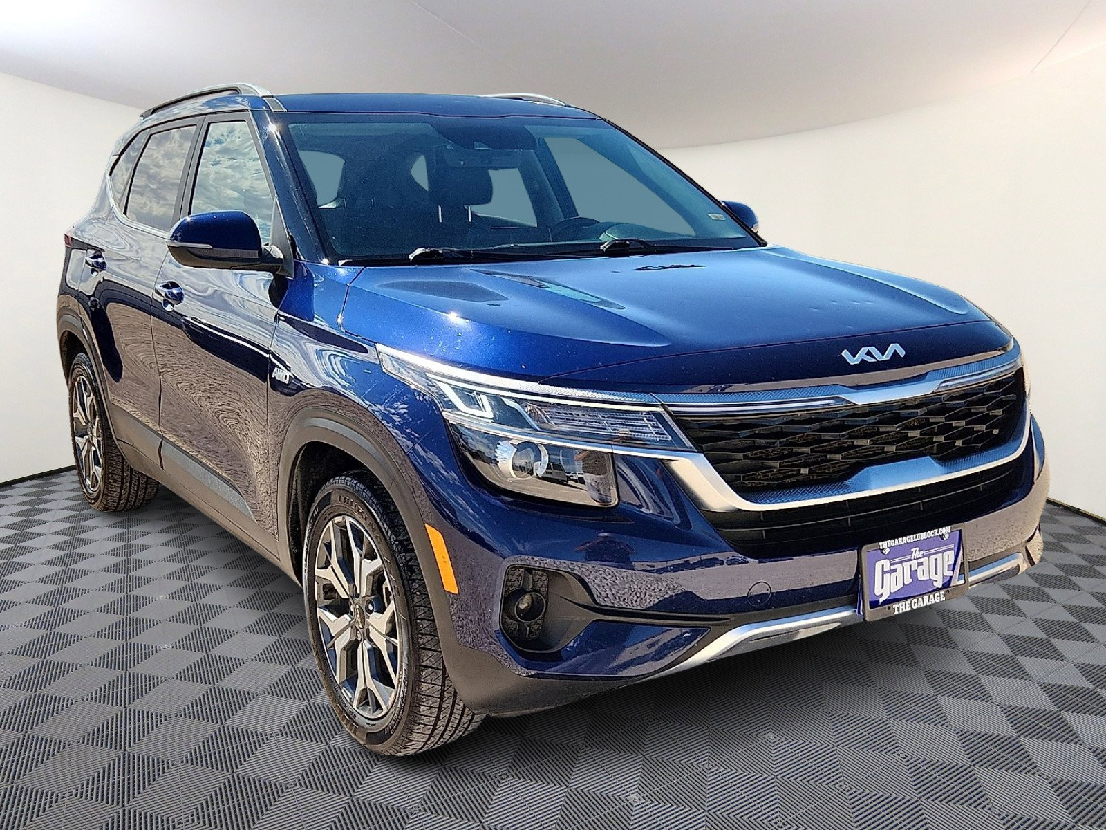 Used 2023 Kia Seltos EX image 5