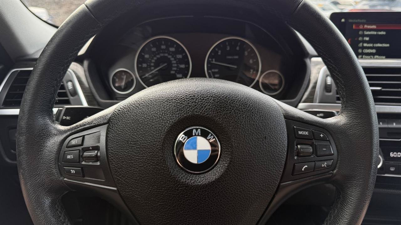 Used 2018 BMW 320i xDrive Sedan AWD/4WD image 44