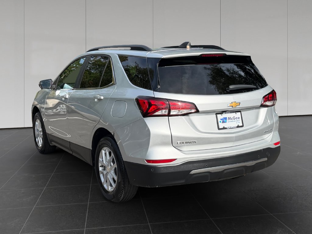 Used 2022 Chevrolet Equinox LT AWD/4WD image 3