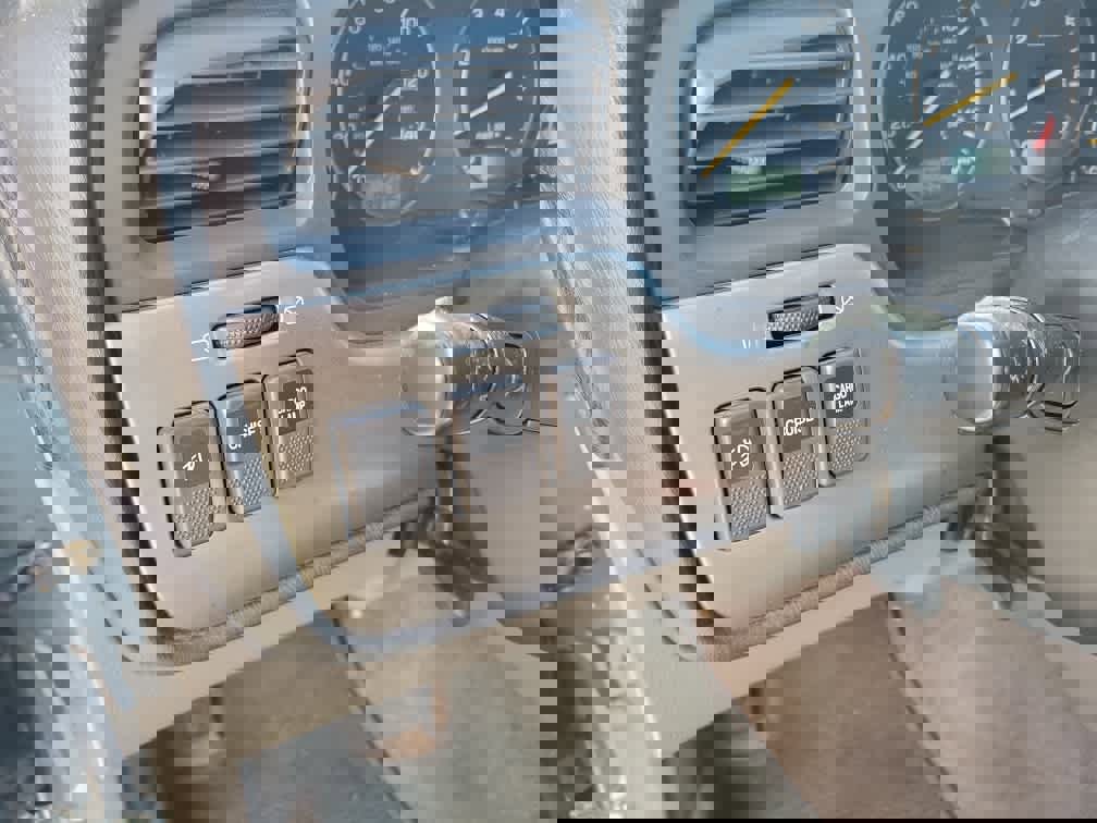 Used 2006 Subaru Baja Turbo image 18