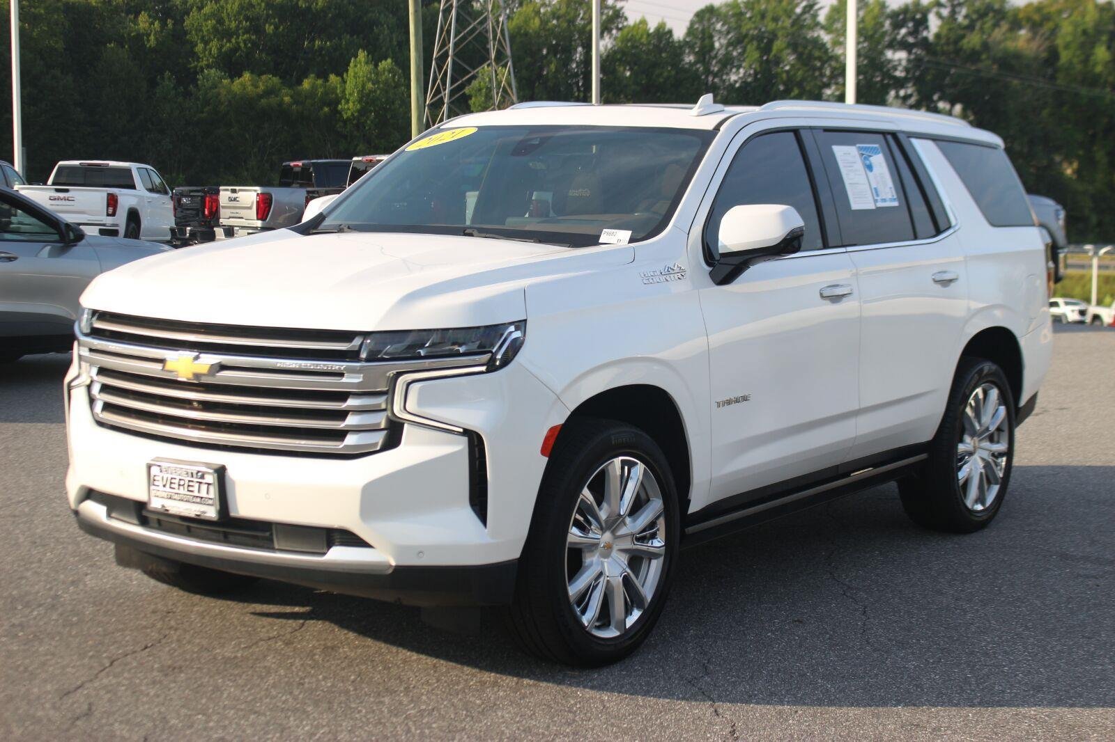 Used 2021 Chevrolet Tahoe High Country w/ Premium Package AWD/4WD image 3