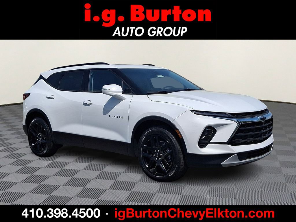 New 2026 Chevrolet Blazer LT w/ Sound & Technology Package AWD/4WD image 1