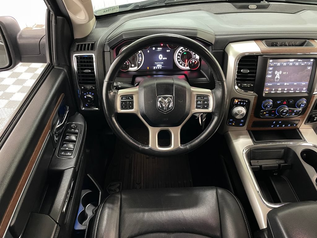 Used 2018 RAM 1500 Laramie AWD/4WD image 21