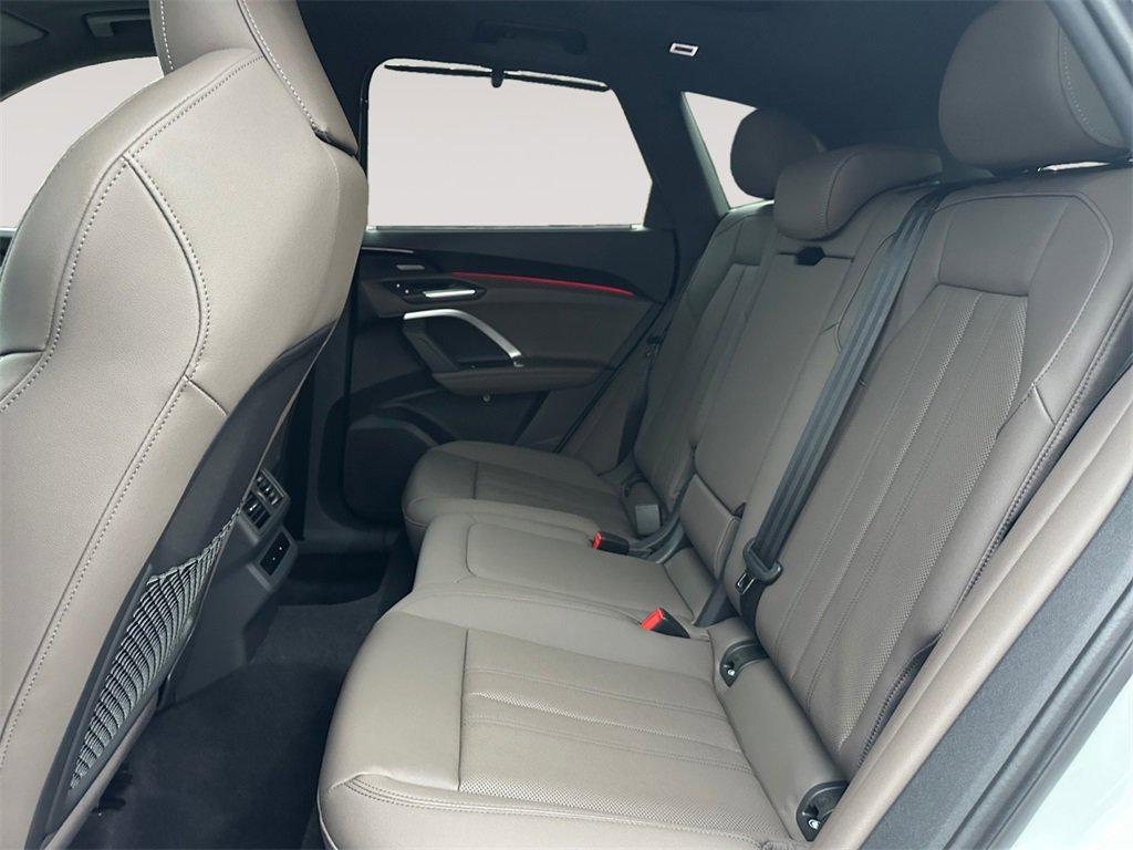 New 2025 Audi Q5 2.0T Premium Plus image 13