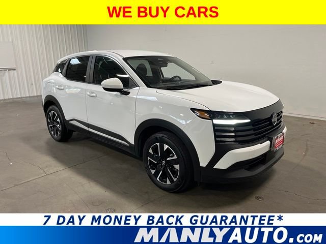 Used 2025 Nissan Kicks SV AWD/4WD image 1