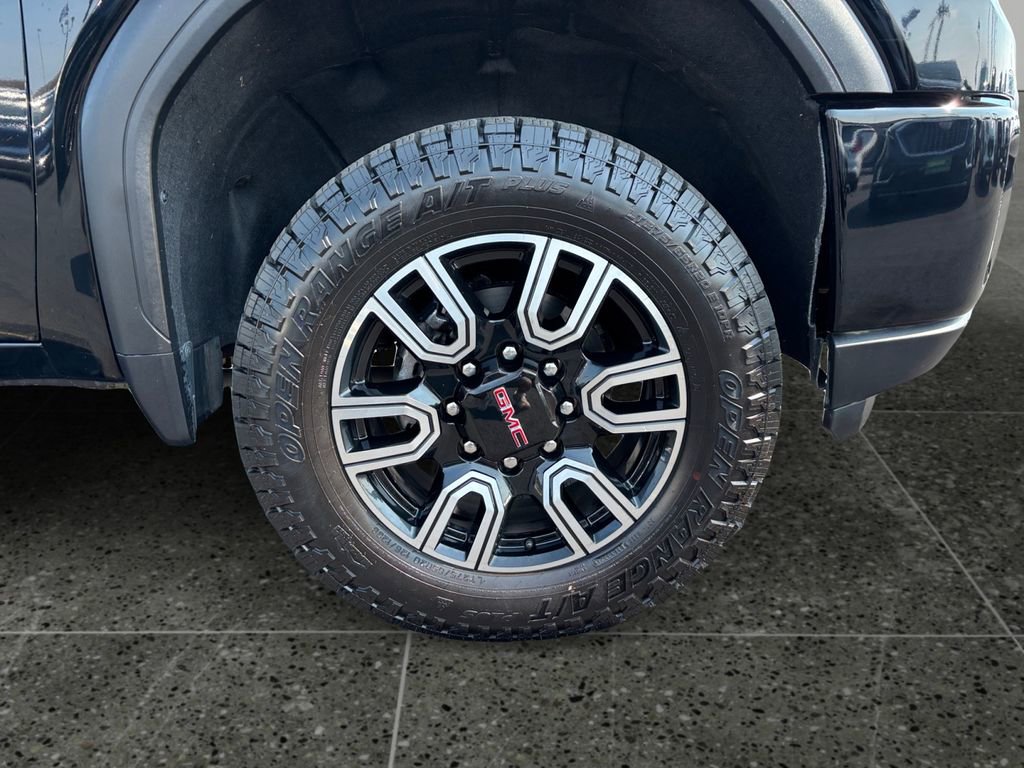 Used 2023 GMC Sierra 3500 AT4 w/ AT4 Premium Plus Package image 9