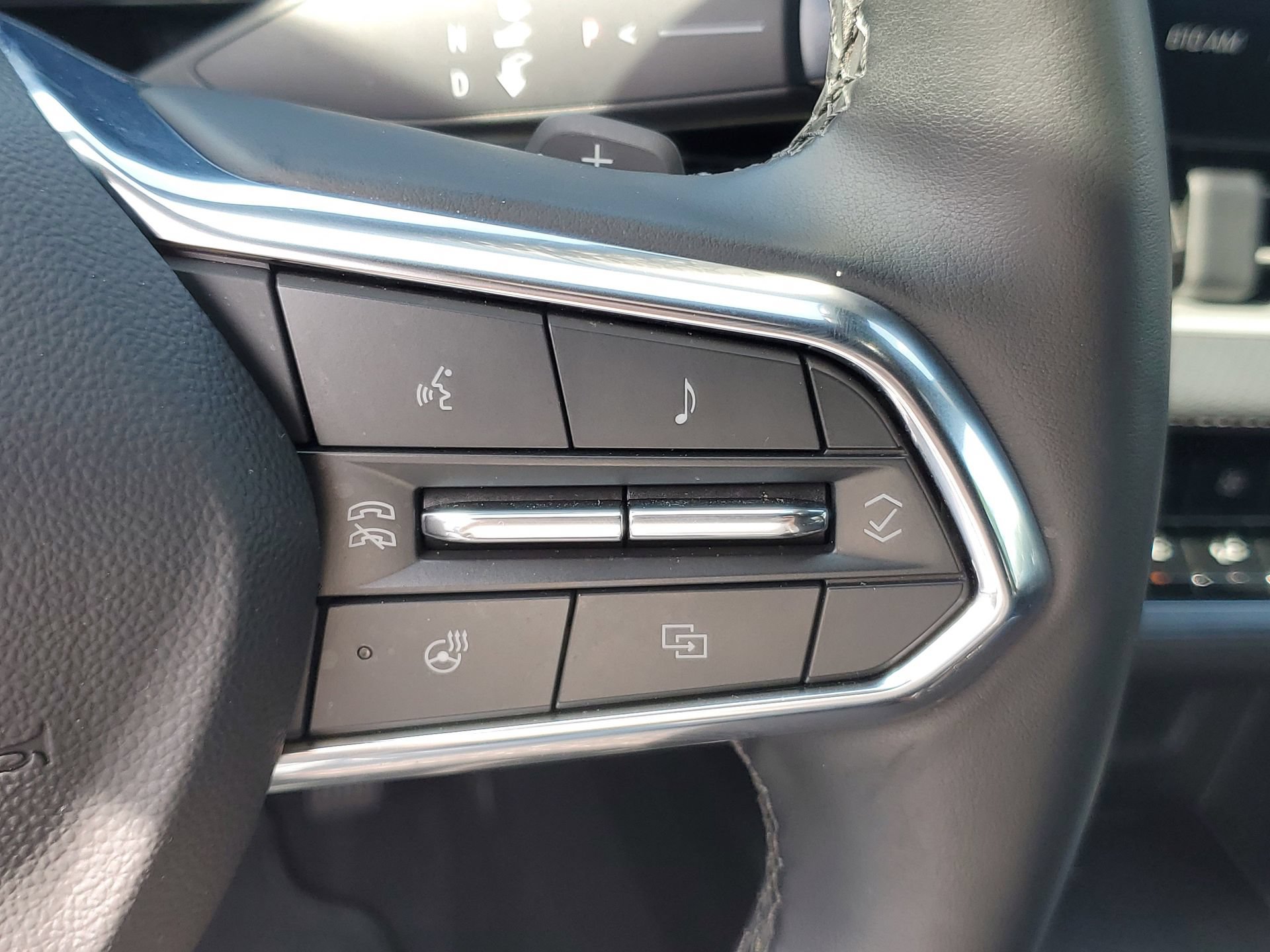 Used 2026 Chevrolet Equinox LT w/ Convenience Package II FWD image 22