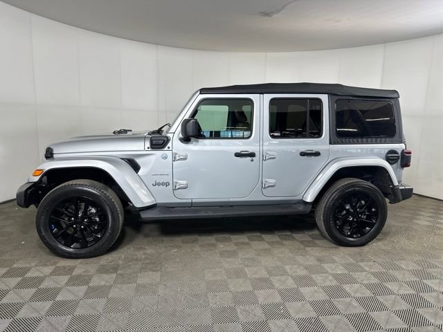 Used 2022 Jeep Wrangler Unlimited Sahara image 6
