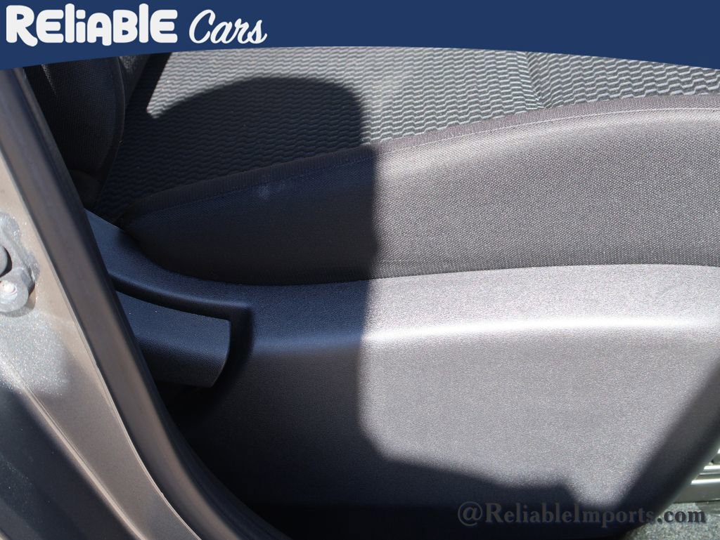 Used 2019 Nissan Rogue Sport S image 11