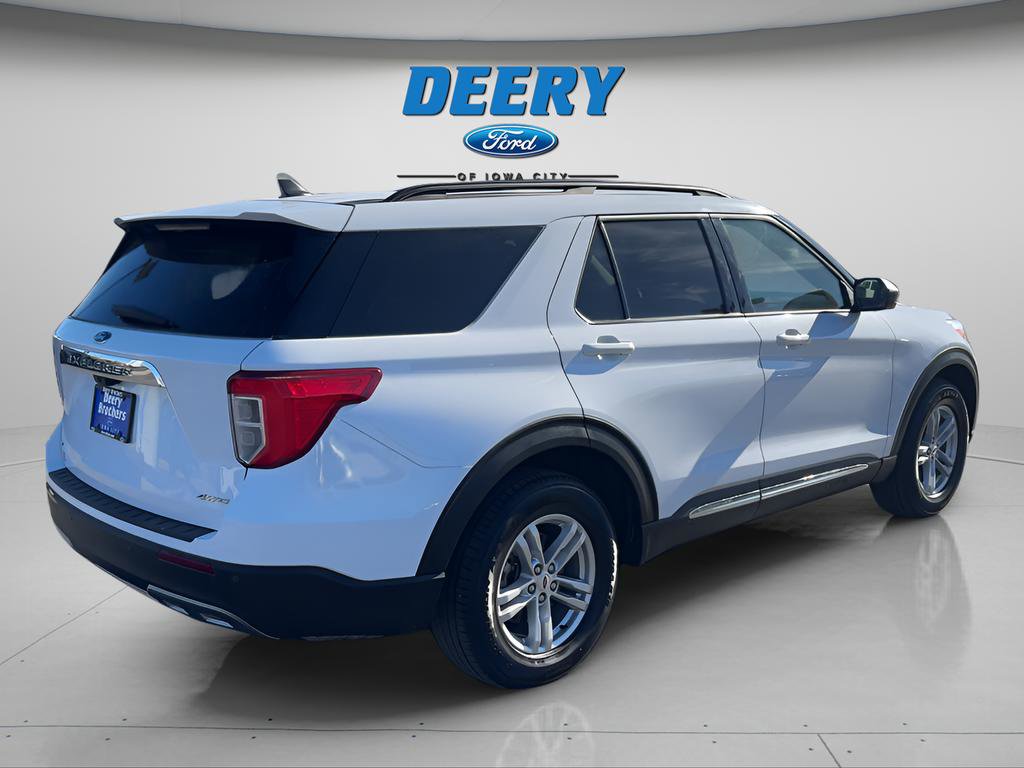 Certified 2023 Ford Explorer XLT w/ Equipment Group 202A image 7