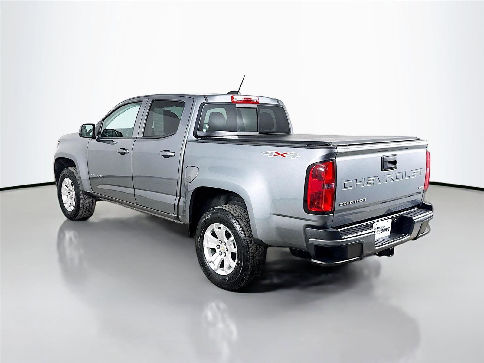 Used 2022 Chevrolet Colorado LT w/ LT Convenience Package image 7