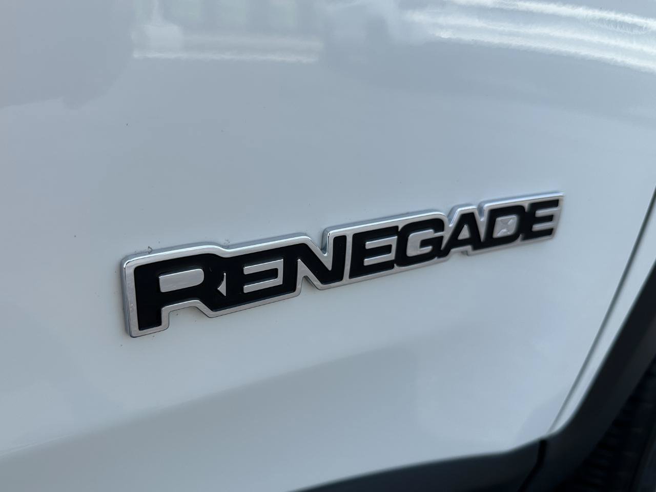 Used 2020 Jeep Renegade Limited w/ UConnect 8.4 Nav Group AWD/4WD image 75
