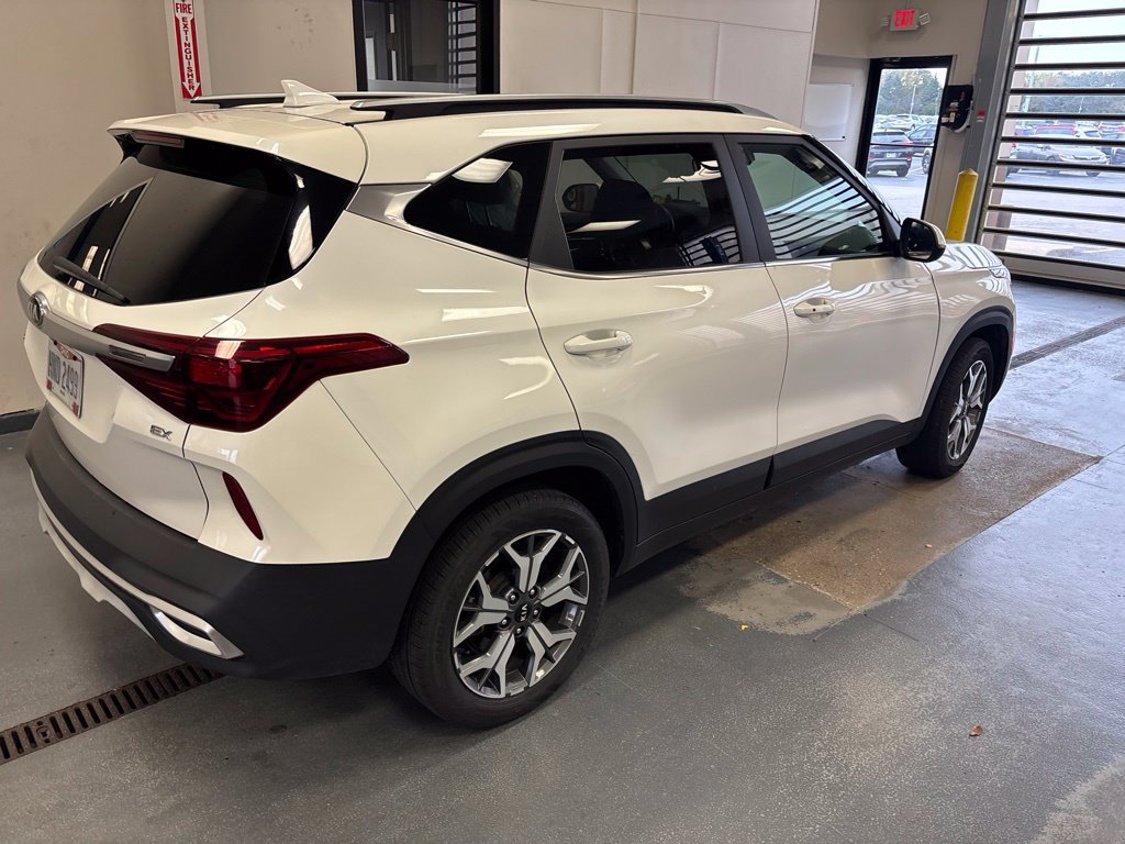 Used 2021 Kia Seltos EX AWD/4WD image 9