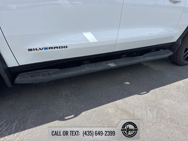 Used 2025 Chevrolet Silverado EV LT w/ LPO, Dark Package Plus image 23