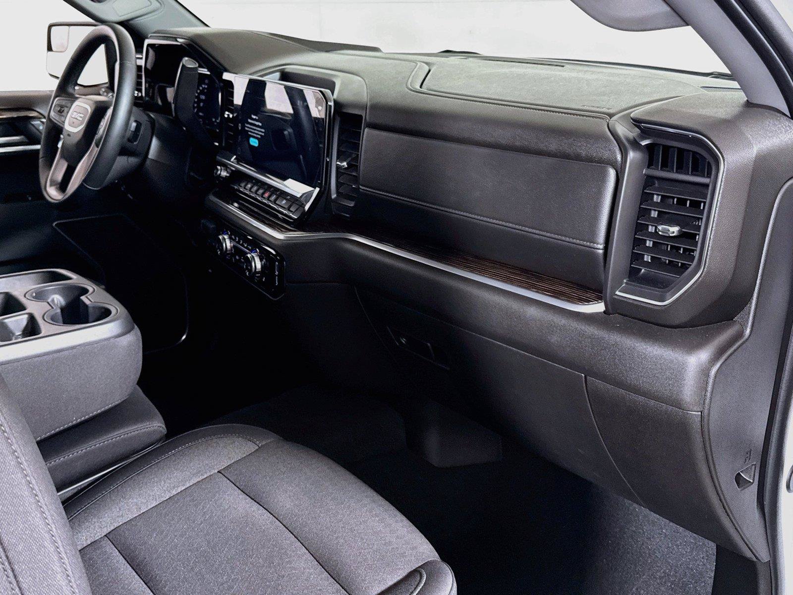 Certified 2026 GMC Sierra 1500 Elevation AWD/4WD image 28