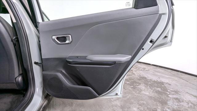 Used 2025 Kia K4 FWD image 20