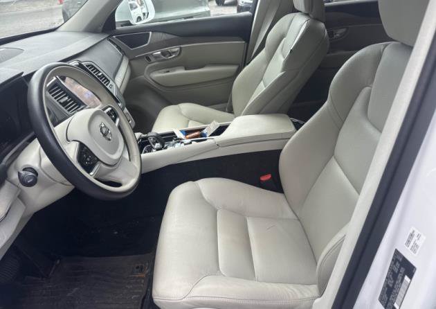 Used 2024 Volvo XC90 T8 Core w/ Protection Package Premier AWD/4WD image 6