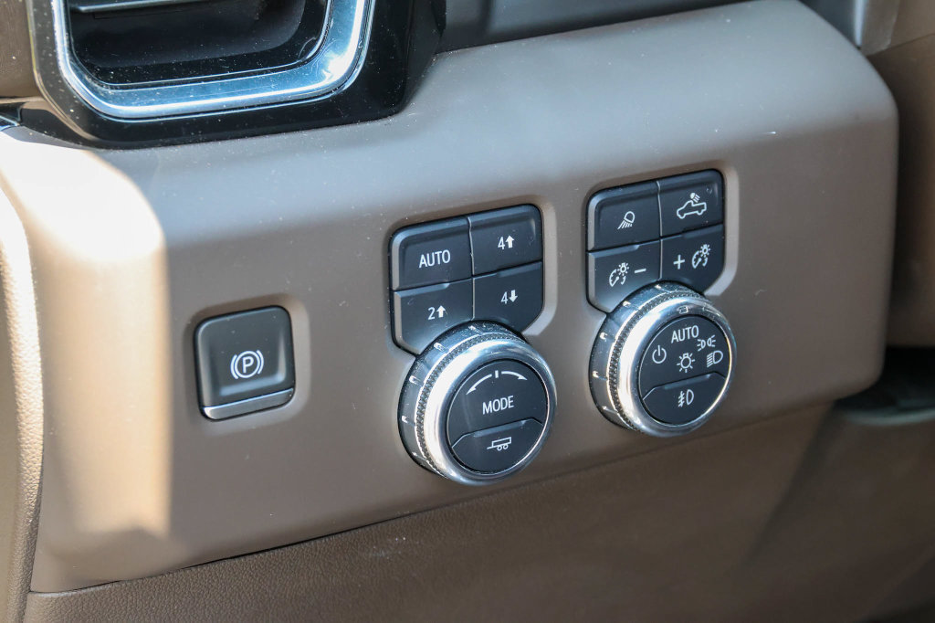 Used 2023 GMC Sierra 1500 Denali w/ Denali Reserve Package AWD/4WD image 14